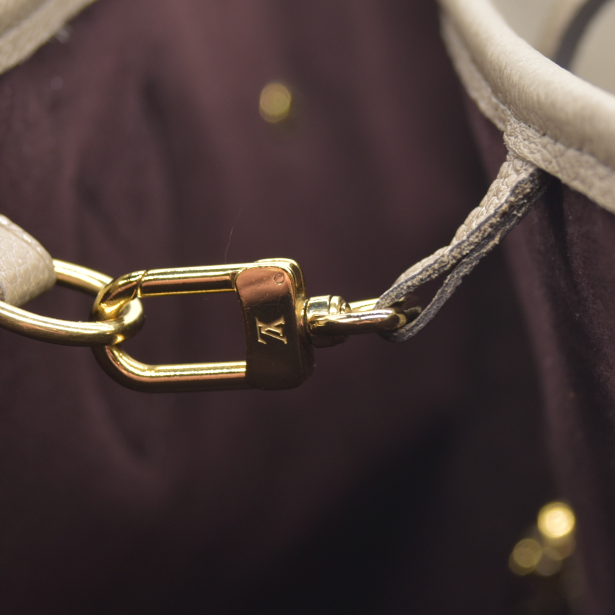 AUCTION $2710 Louis Vuitton  Empreinte Monogram Giant Neverfull MM Tourterelle Tote