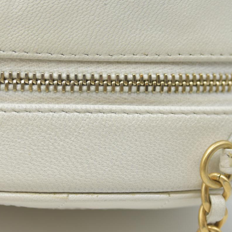 $3100 Chanel Lambskin Quilted Pearl Round Clutch With Chain White 29 2020