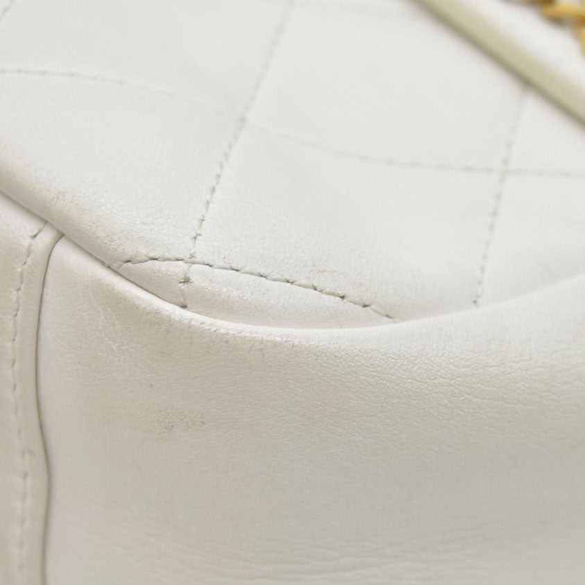 $4100 Chanel Calfskin Quilted Enchained Camera Case Bag White 2020