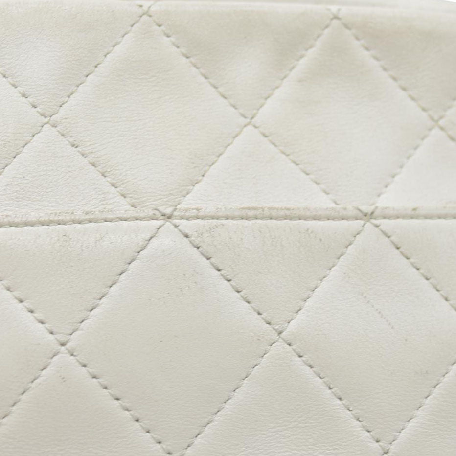 $4100 Chanel Calfskin Quilted Enchained Camera Case Bag White 2020
