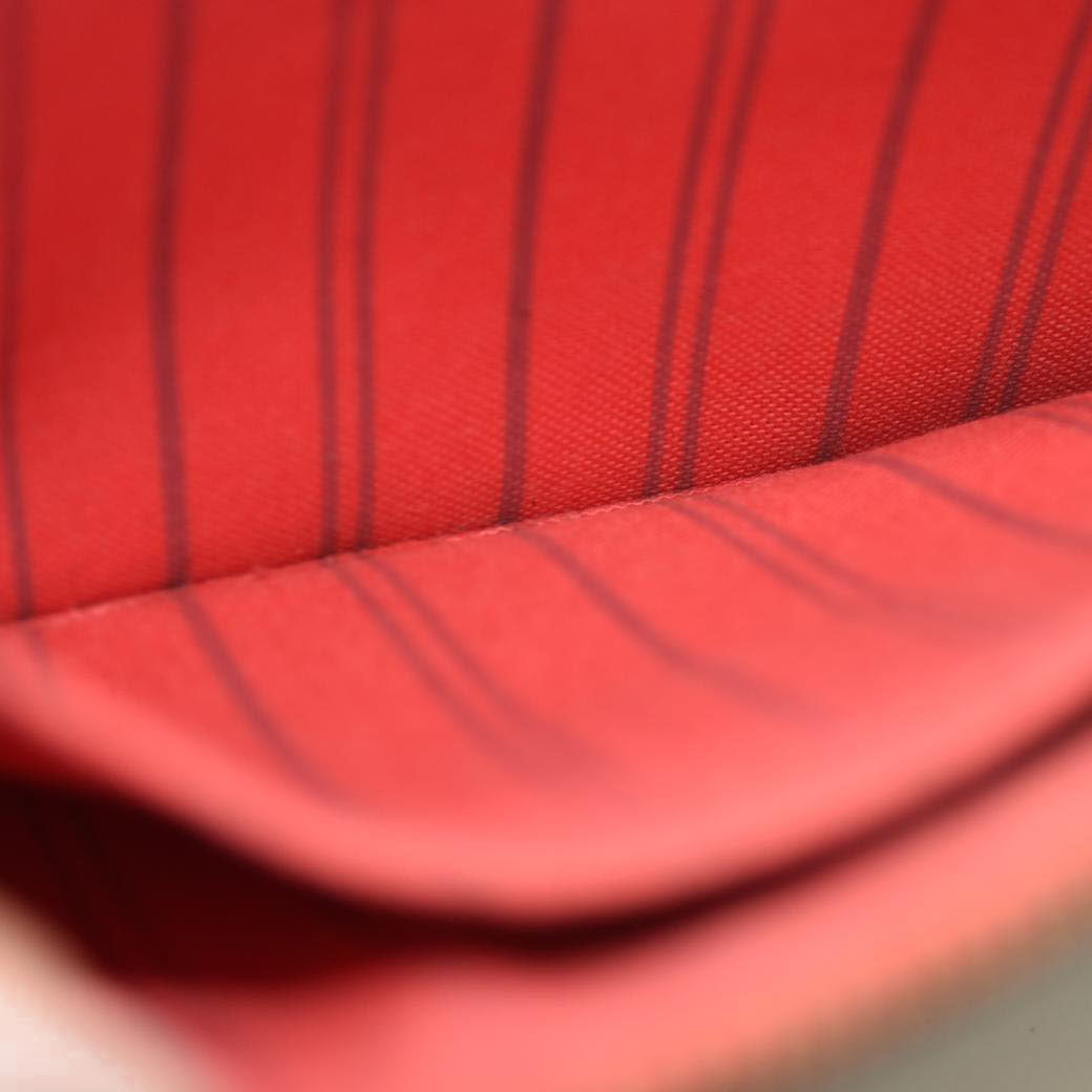 Louis Vuitton  Monogram V Neverfull MM Grenade