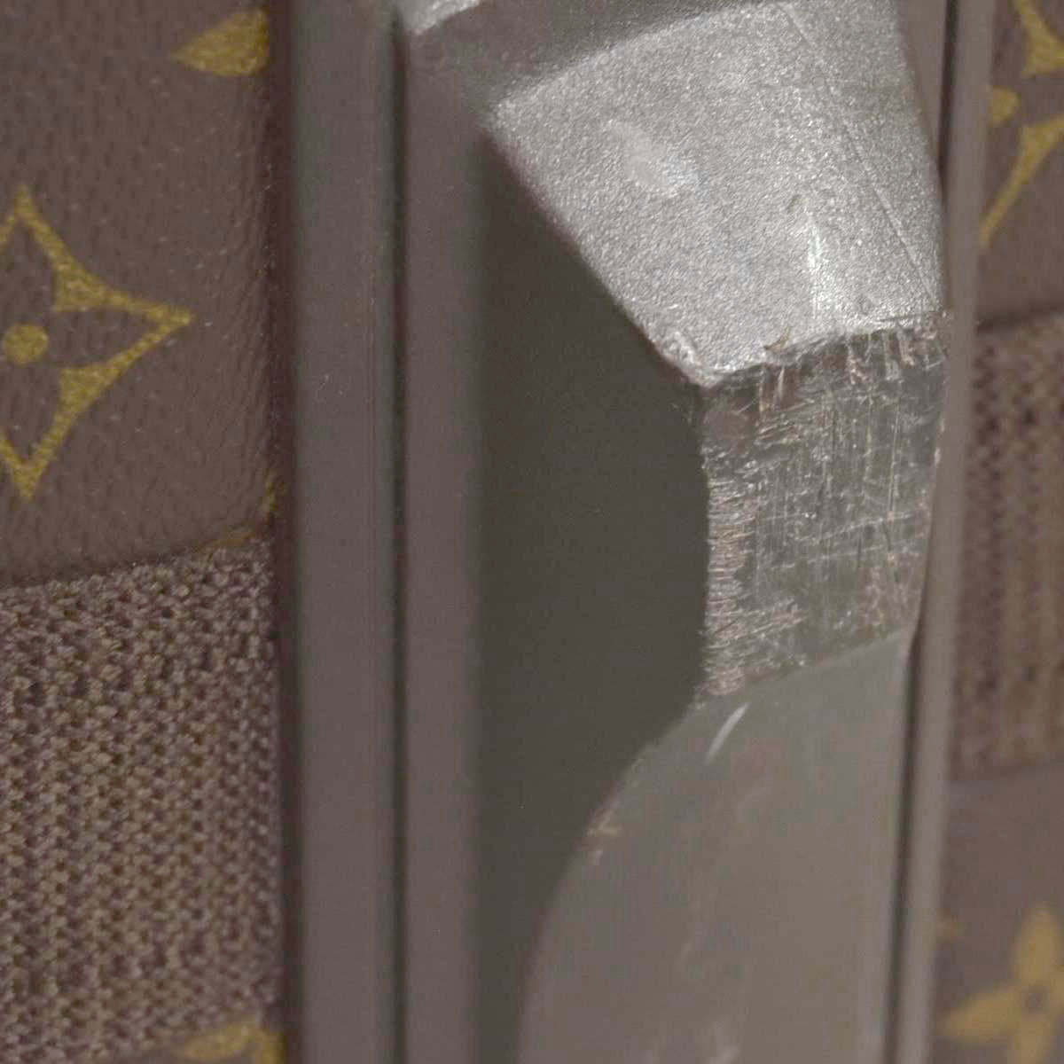 $3870 LOUIS VUITTON Monogram Pegase 60  SP0929