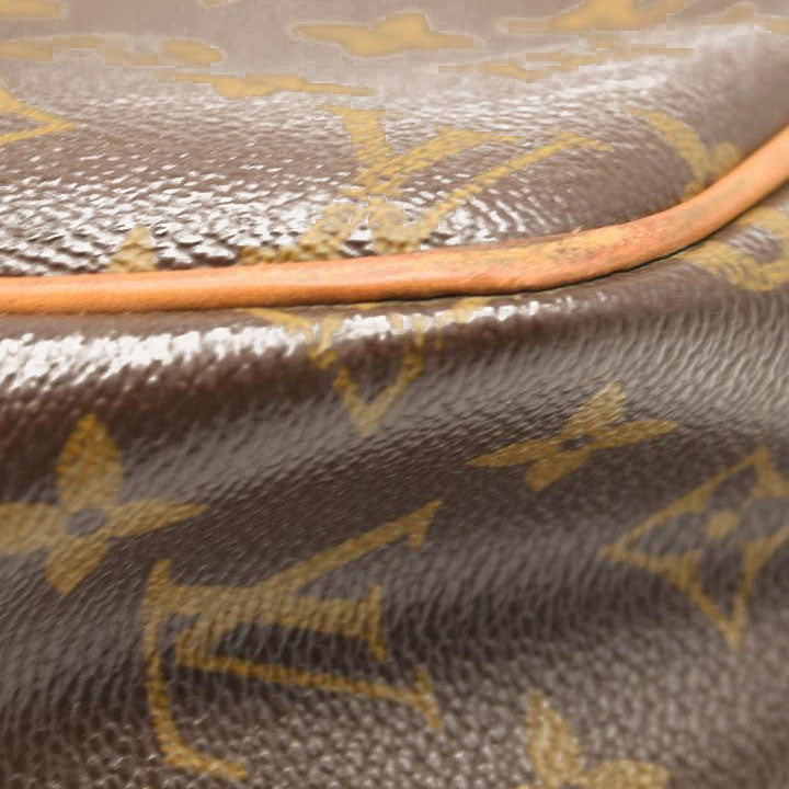 LOUIS VUITTON Monogram Reporter PM