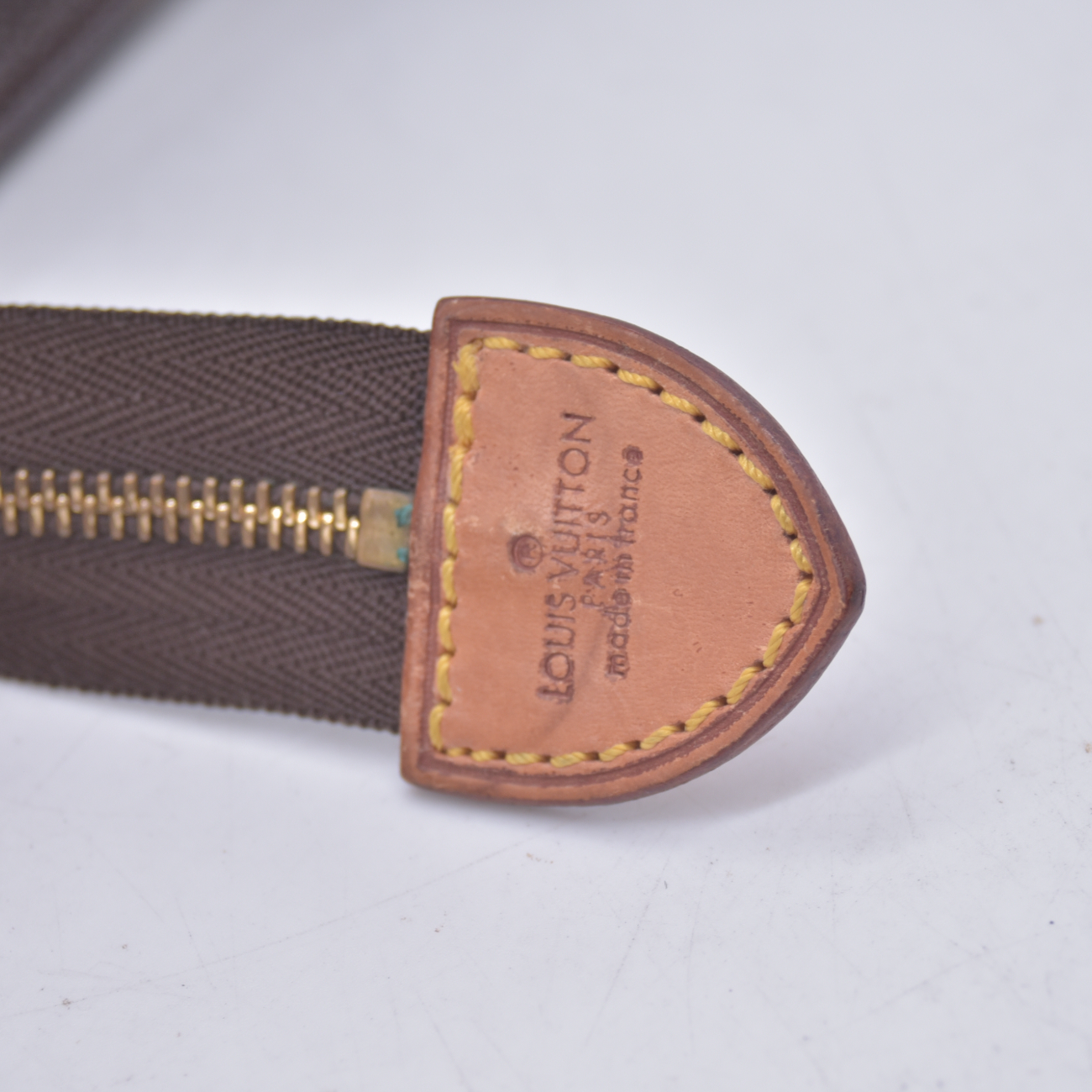 $540 1988 Louis Vuitton Monogram Toiletry 19 884TH