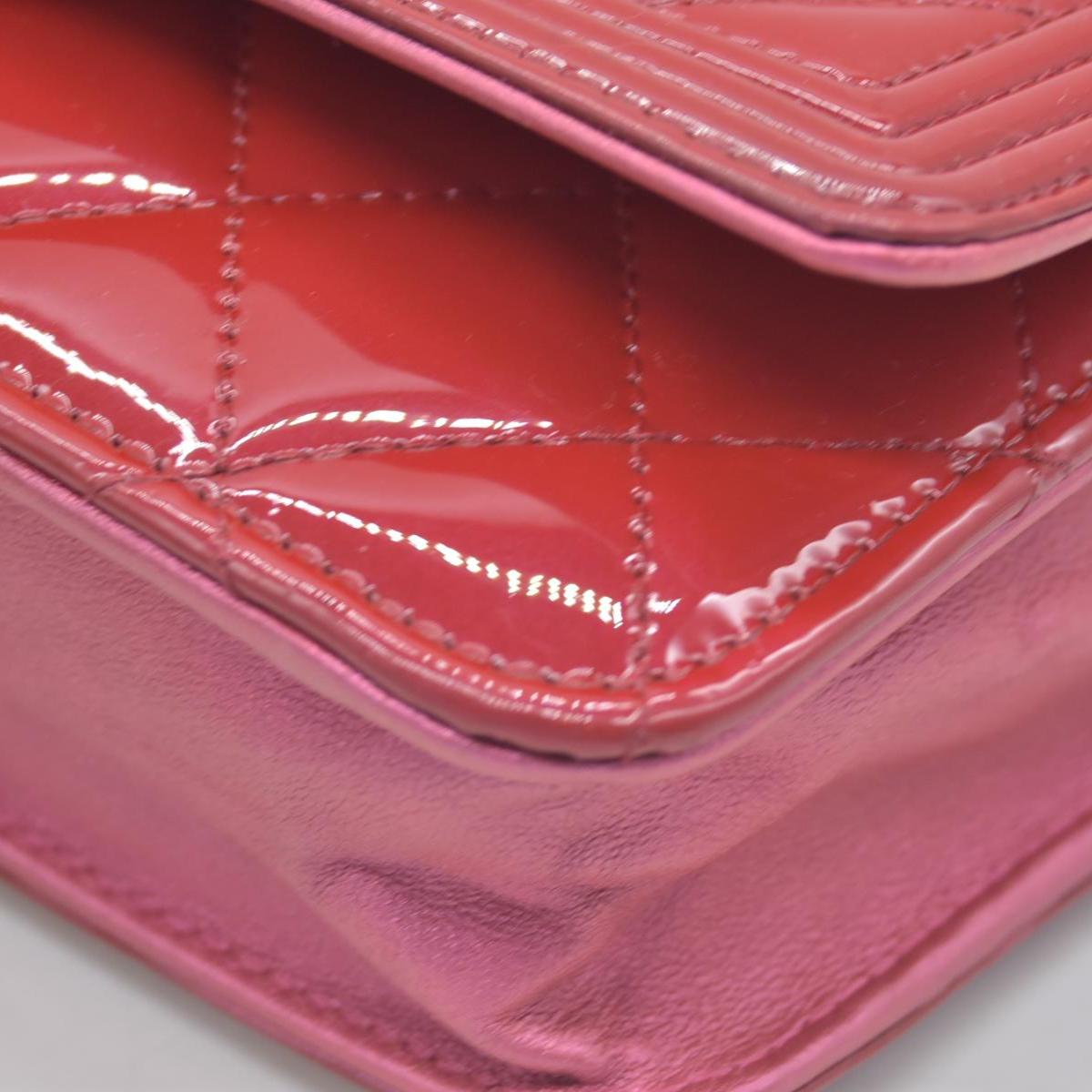 $3350 Chanel Patent Calfskin Quilted Boy Wallet On Chain WOC Fuchsia