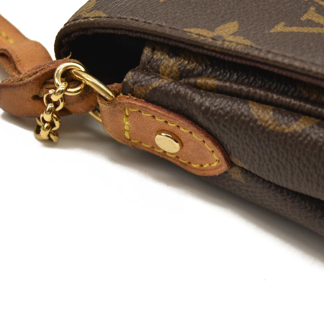Louis Vuitton  Monogram Favorite PM DU3103