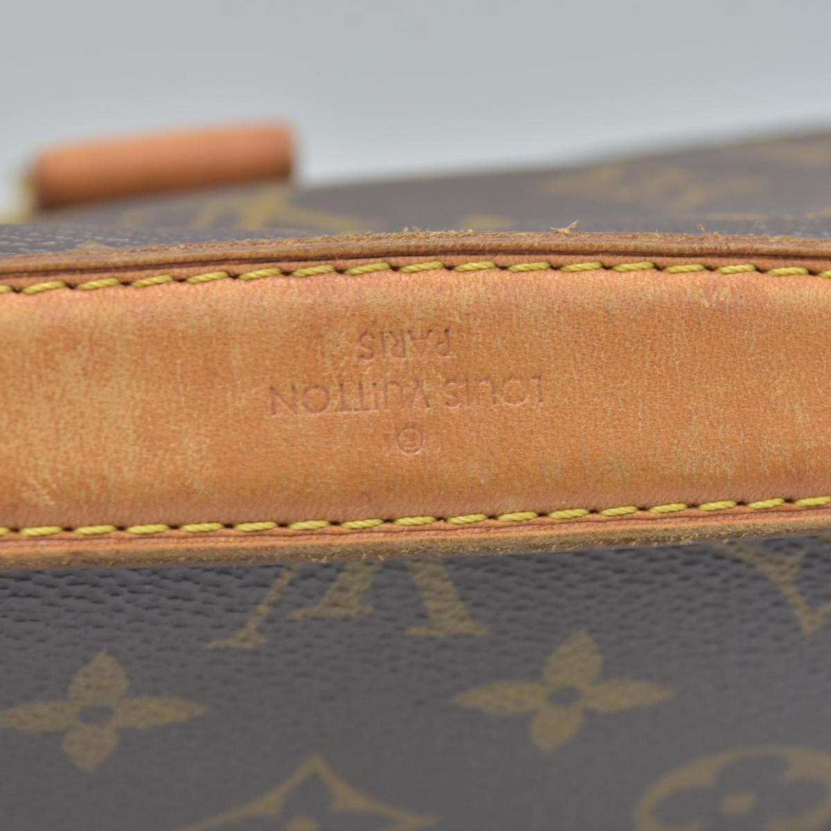 $2750 2012 Louis Vuitton  Monogram Pochette Metis AR1228