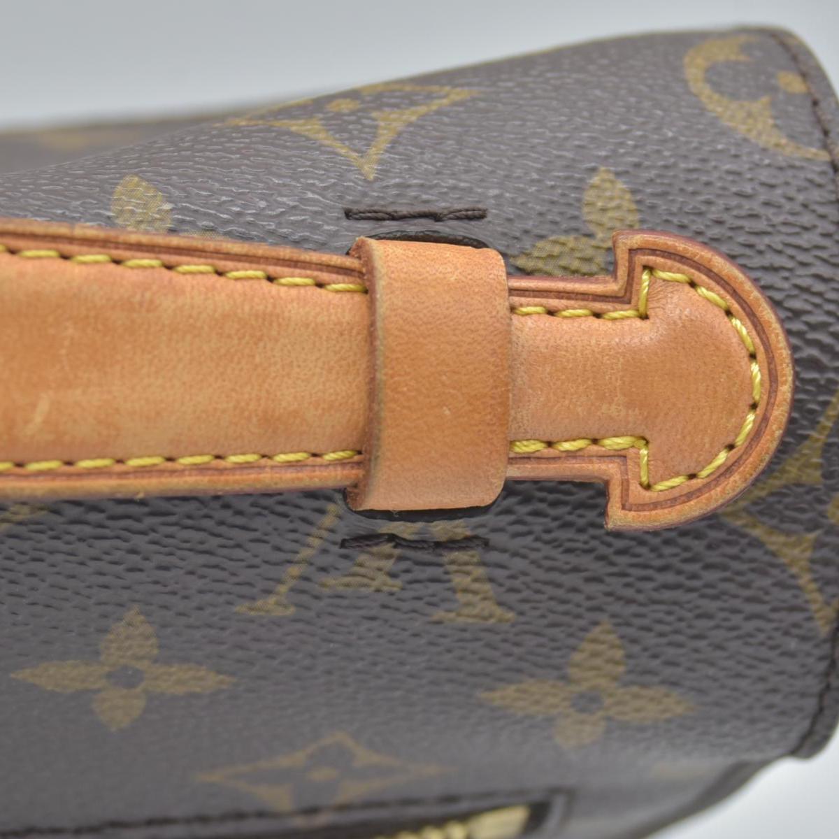 $2750 2012 Louis Vuitton  Monogram Pochette Metis AR1228