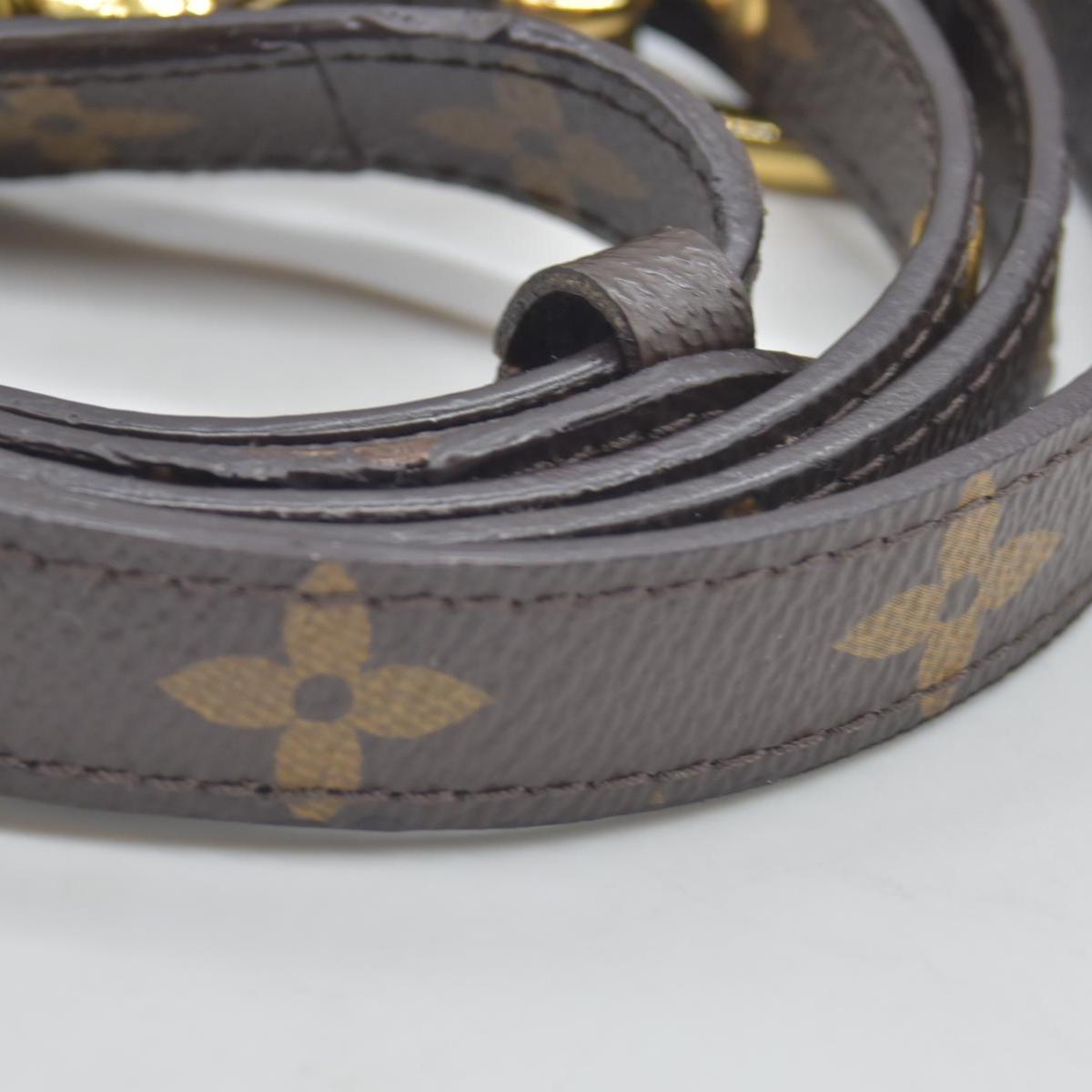 $2750 2012 Louis Vuitton  Monogram Pochette Metis AR1228