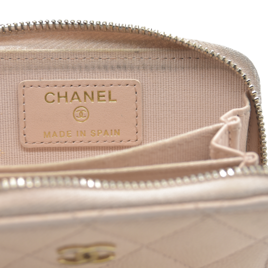 AUCTION $1223 Chanel  Caviar Quilted Zip Around Coin Purse Beige Clair