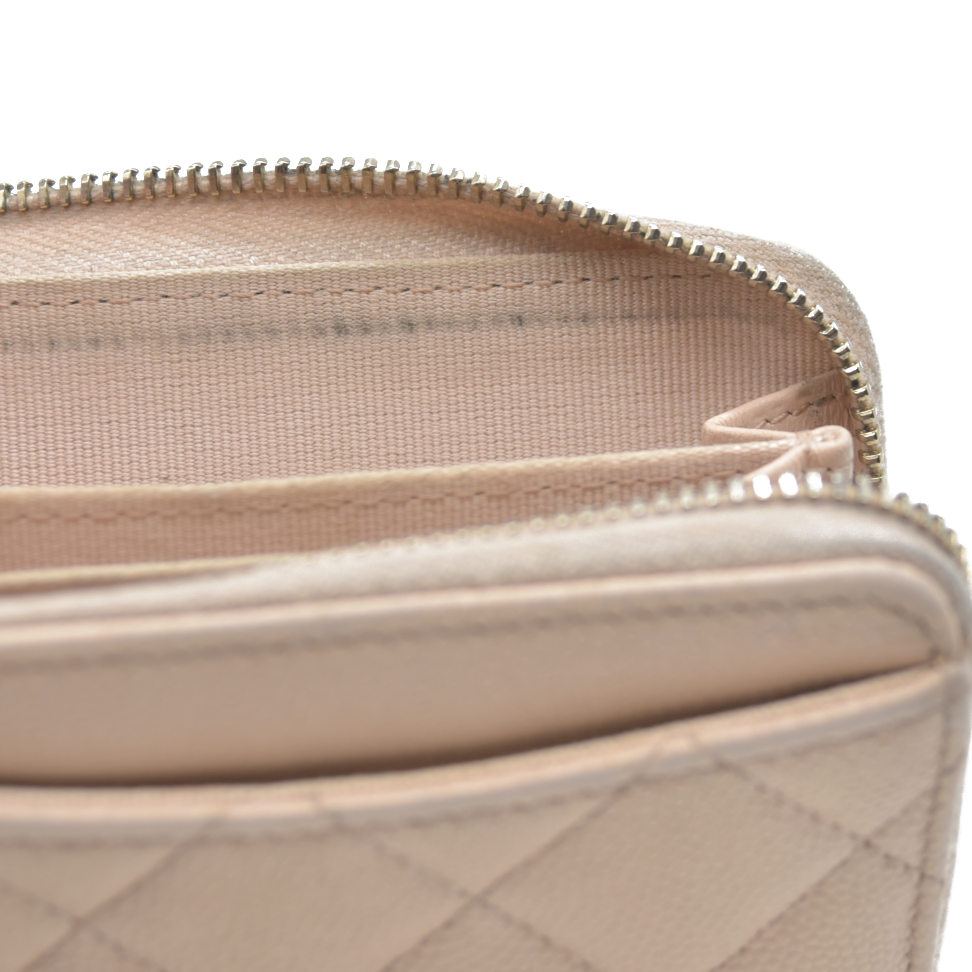 AUCTION $1223 Chanel  Caviar Quilted Zip Around Coin Purse Beige Clair