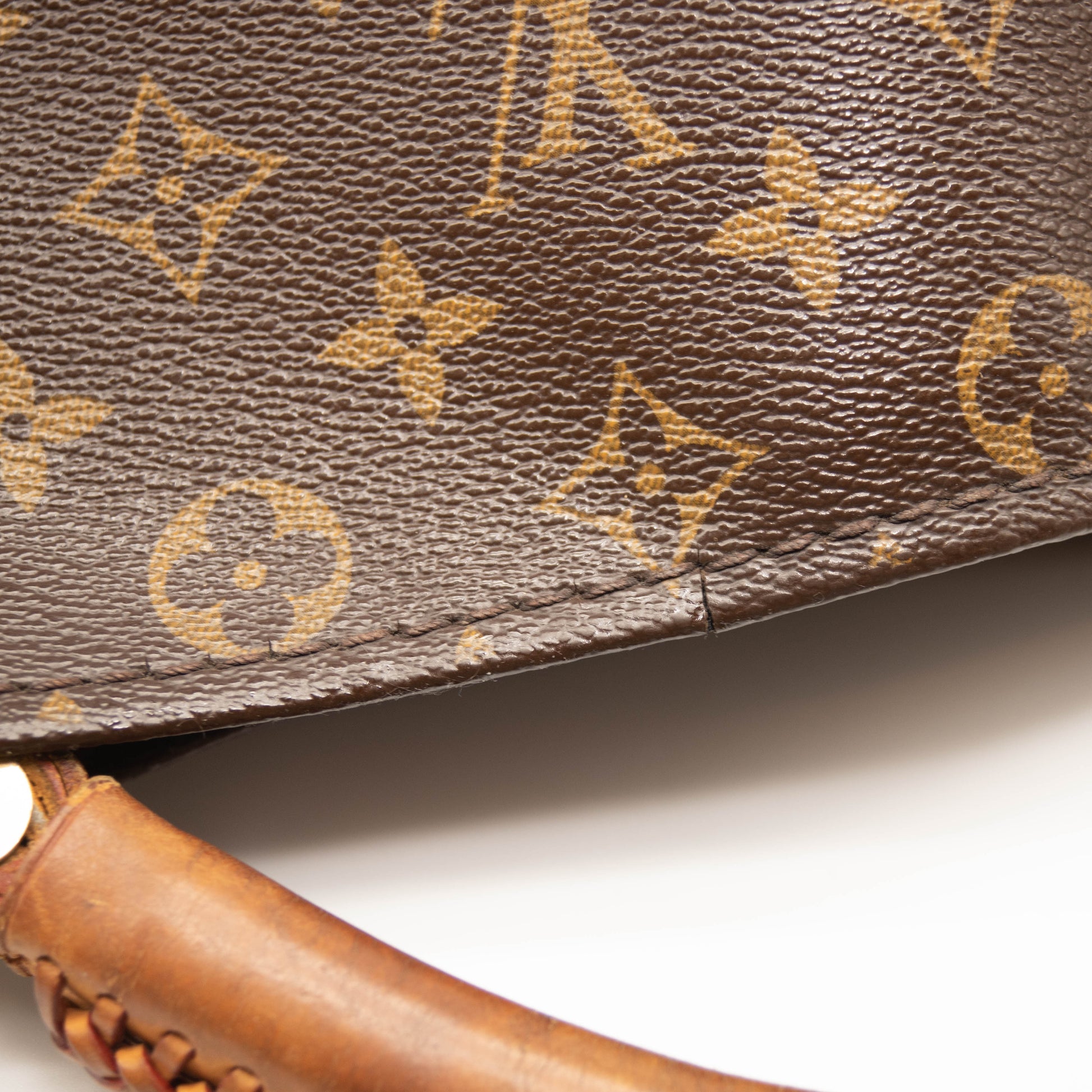 Louis Vuitton Artsy Mm Brown Monogram Canvas Hobo Bag - MyDesignerly