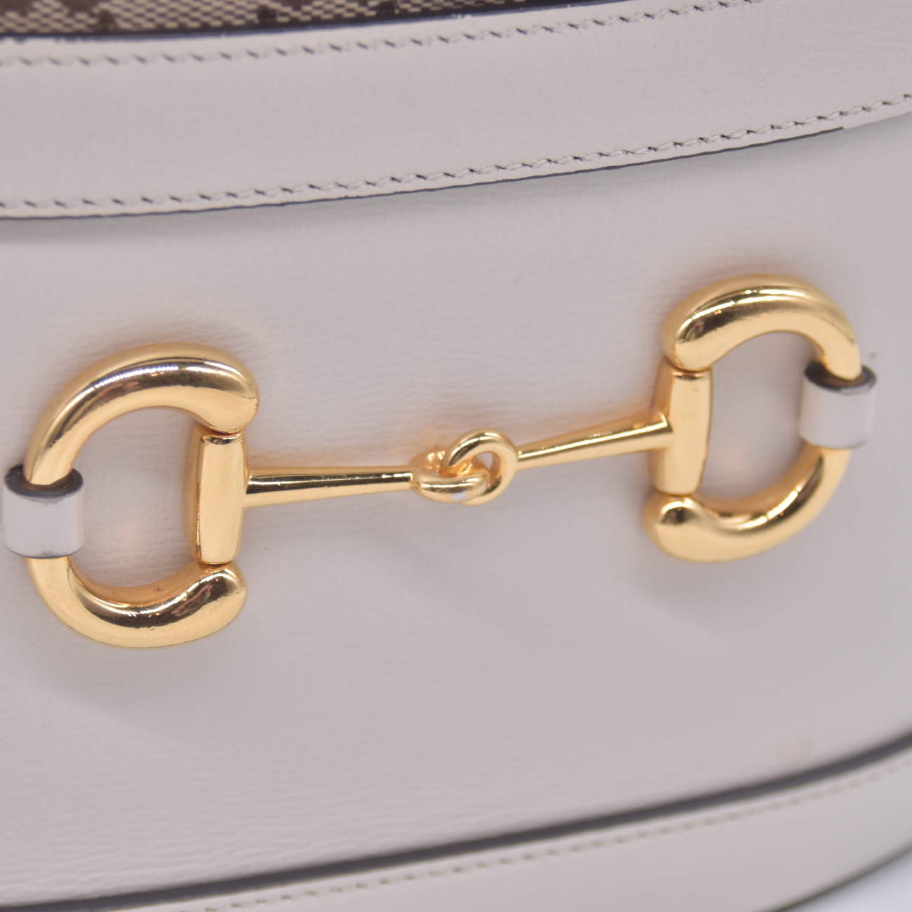 $2200 Gucci Monogram Textured Calfskin Horsebit 1955 Drawstring Bucket Bag Beige Mystic White