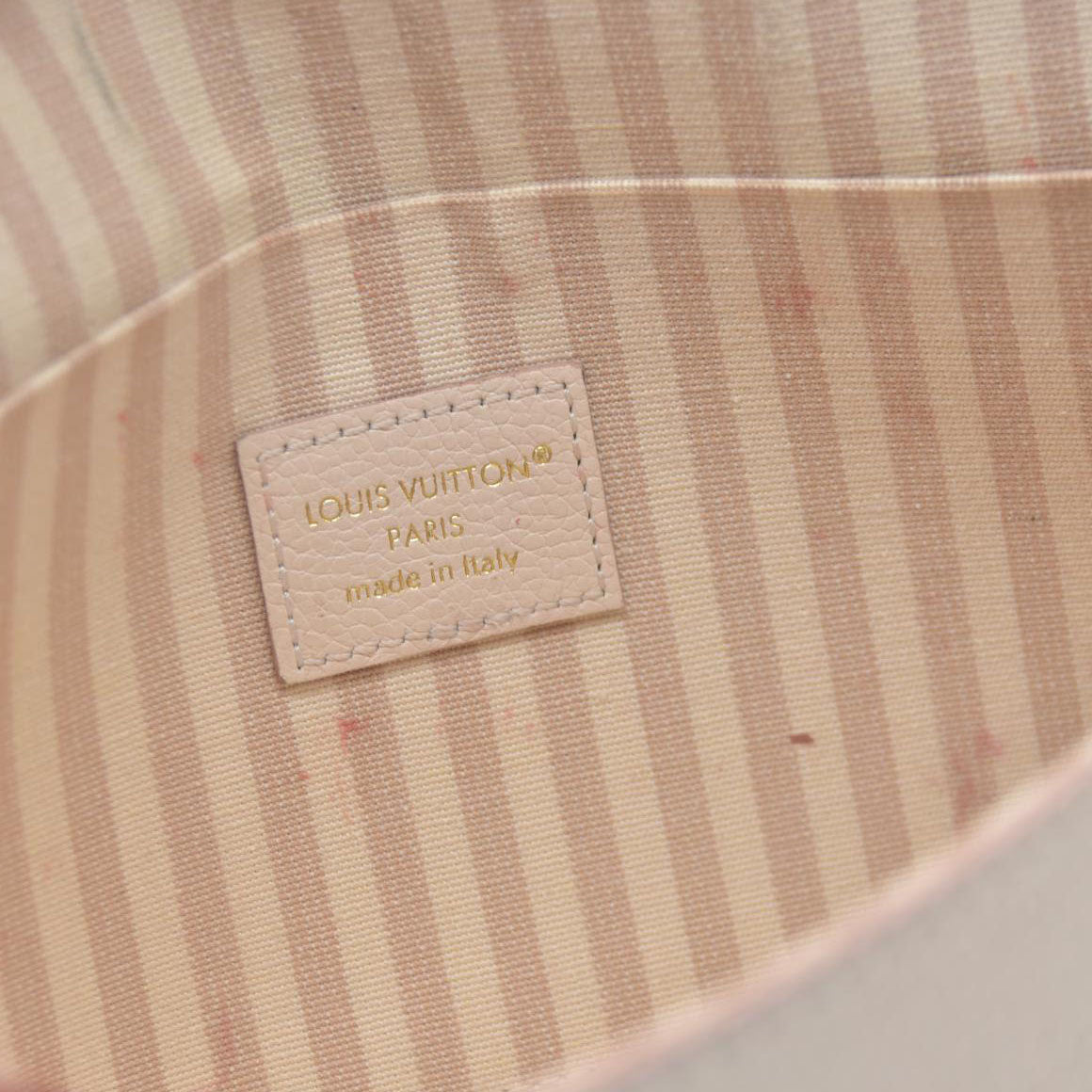 $1990 Louis Vuitton House's signature Monogram Pochette Félicie Bicolor Eden