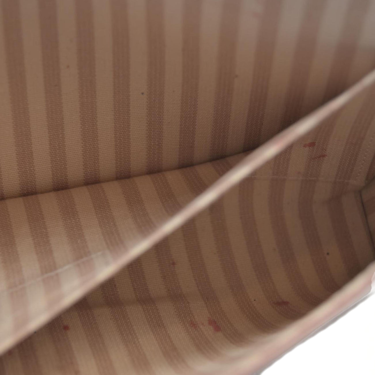 $1990 Louis Vuitton House's signature Monogram Pochette Félicie Bicolor Eden