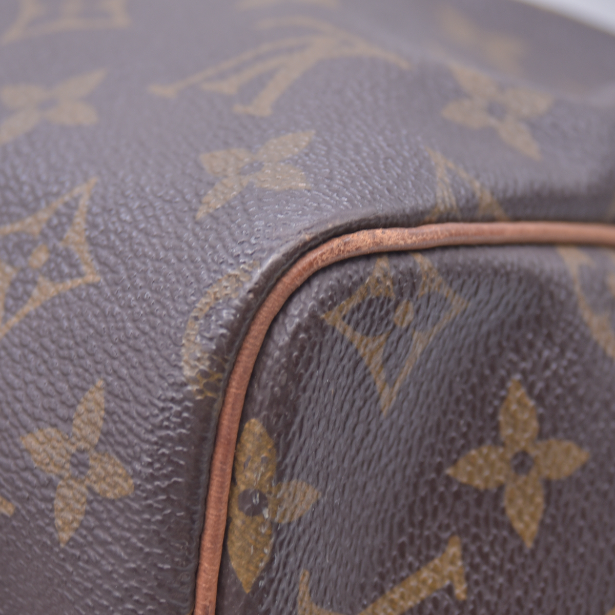 $1550 1990 Louis Vuitton Monogram Speedy 30 VI1900