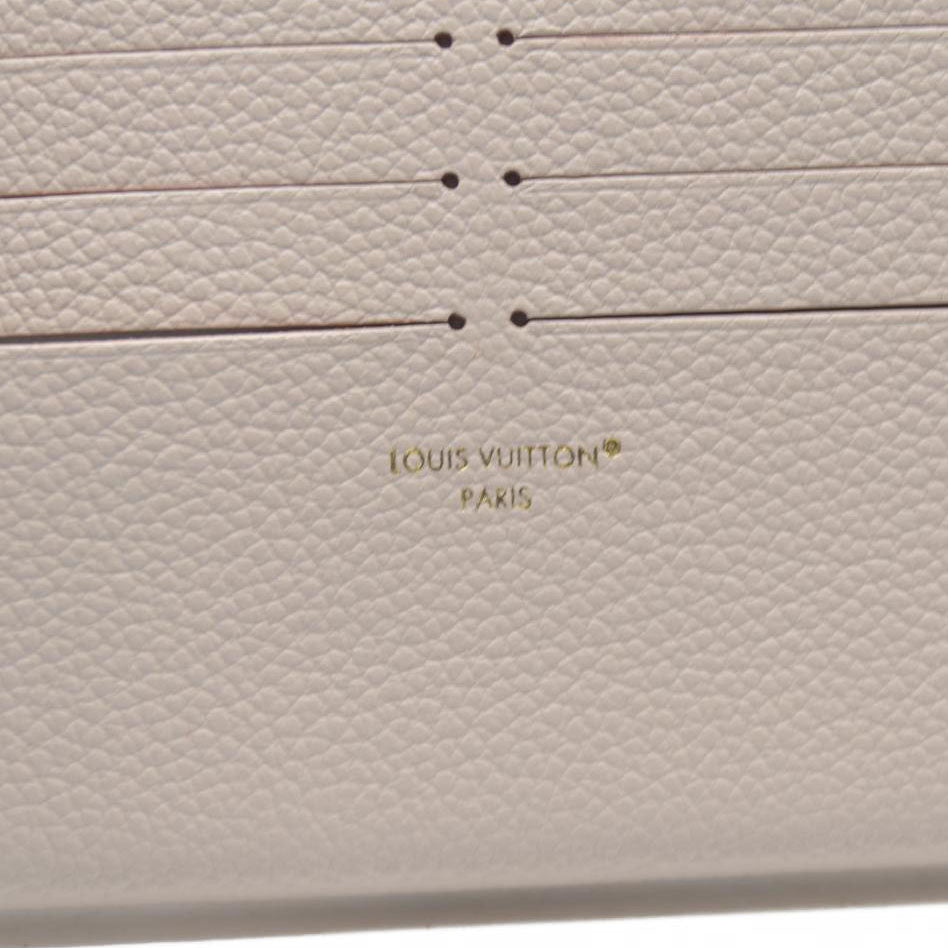 AUCTION $1990 Louis Vuitton House's signature Monogram Pochette Félicie Card Holder Insert