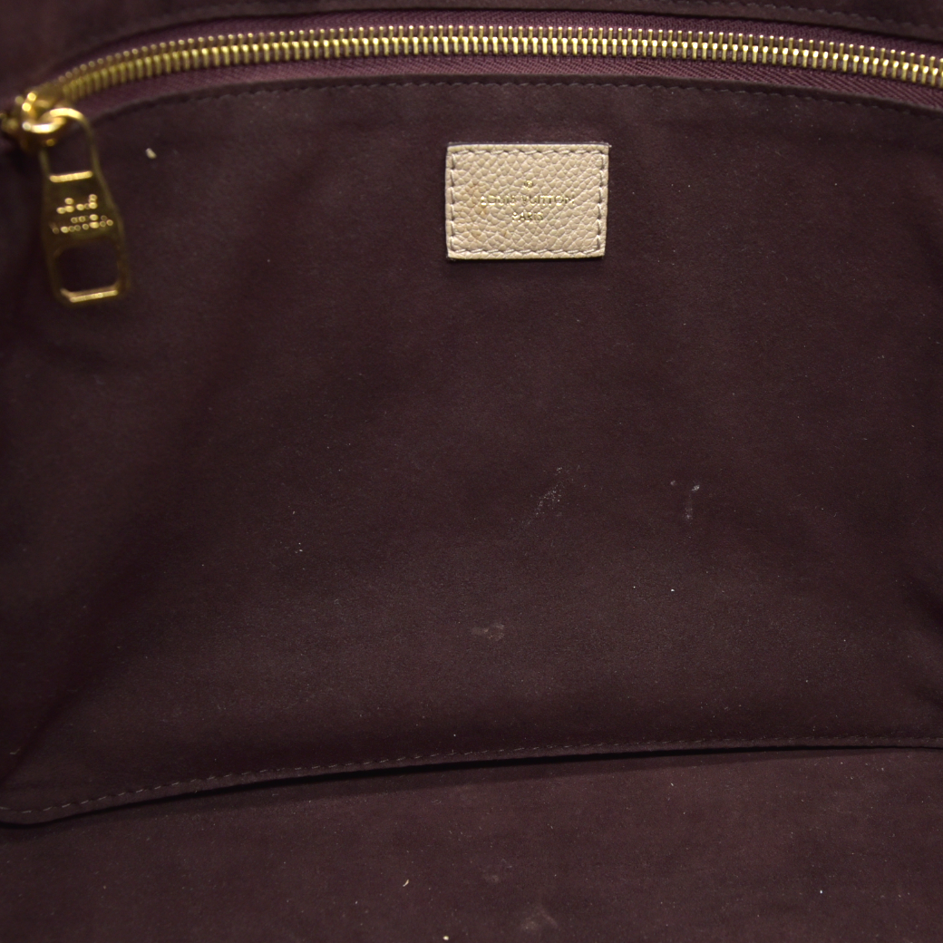 $2940 Louis Vuitton Empreinte Monogram Giant Neverfull MM Tourterelle RFID