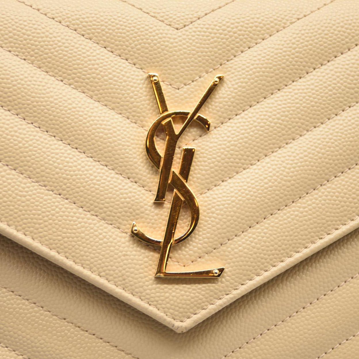 SAINT LAURENT Grain De Poudre Matelasse Chevron Monogram Envelope Chain Wallet Nude Powder