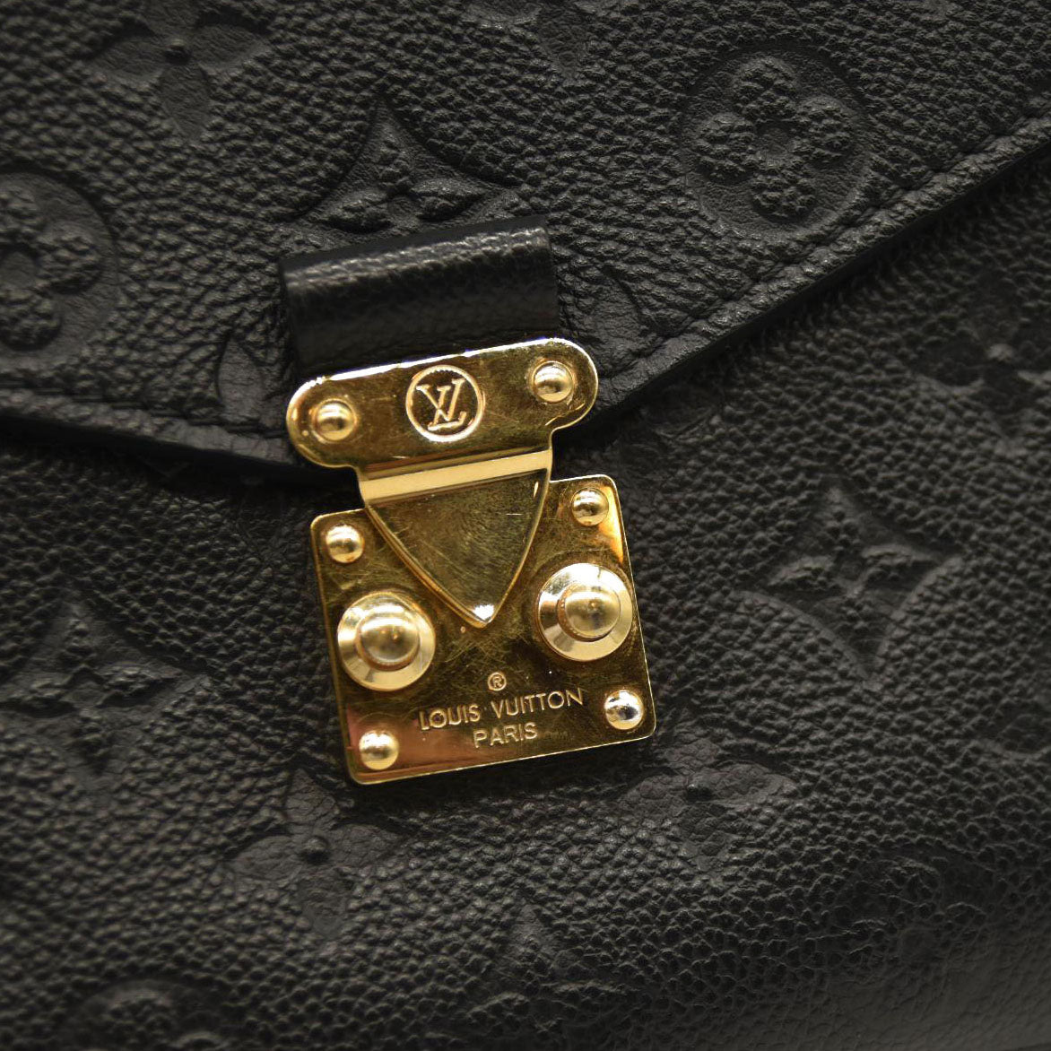 LOUIS VUITTON Empreinte Pochette Metis Black DU0129