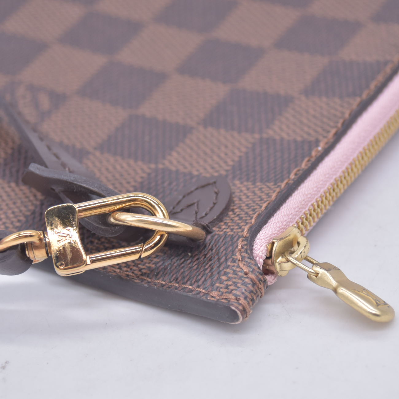 $2240 Louis Vuitton Damier Ebene Neo Neverfull MM Rose Ballerine with Pouch