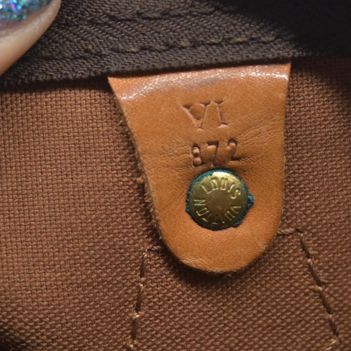$1630 1987 Louis Vuitton Monogram Speedy 30 VI872