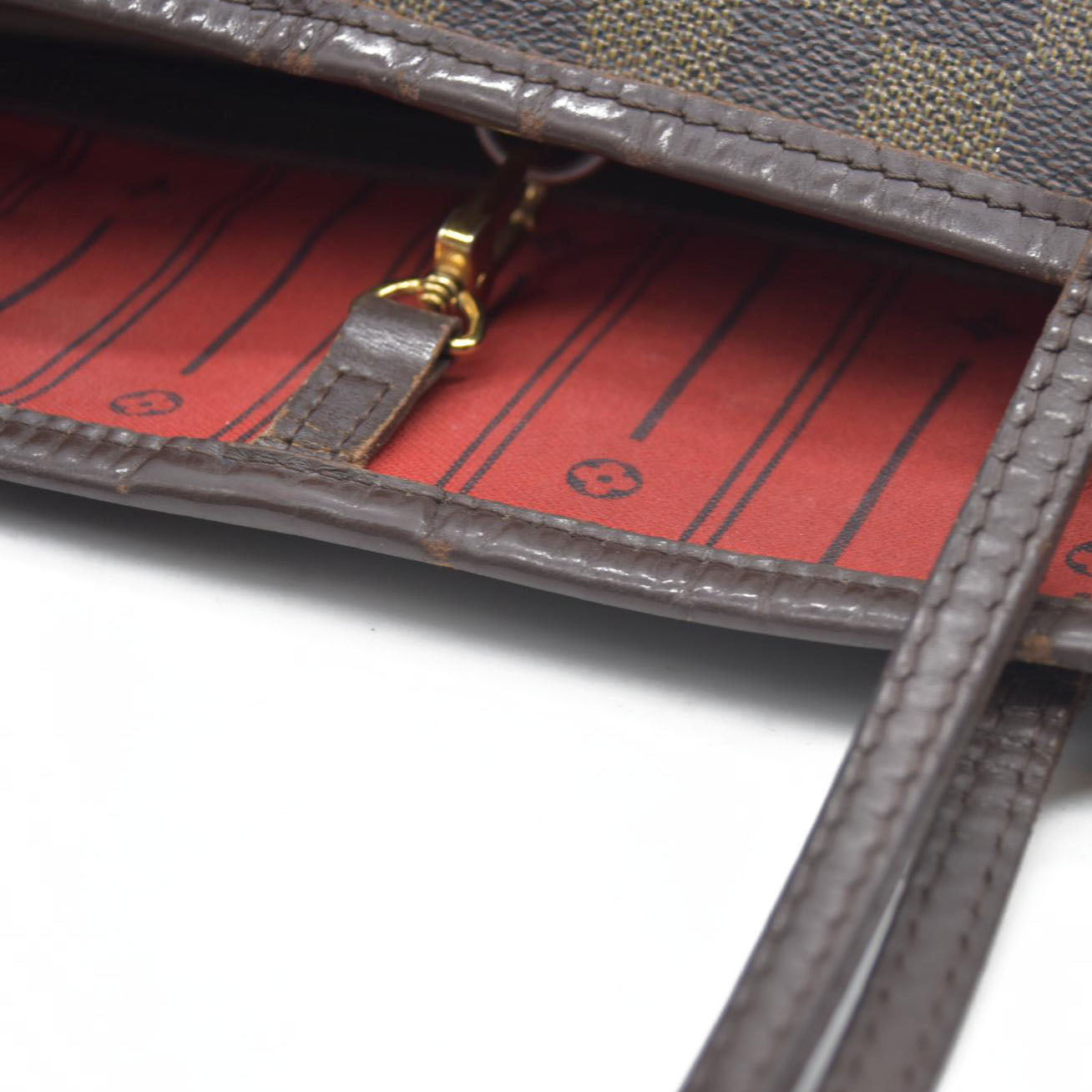 AUCTION $2130  Louis Vuitton  Damier Ebene Neverfull MM AR5110