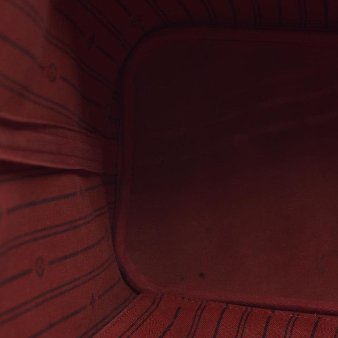 AUCTION $2130  Louis Vuitton  Damier Ebene Neverfull MM AR5110