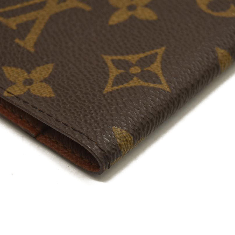 Louis Vuitton  Monogram Passport Cover  MI0936