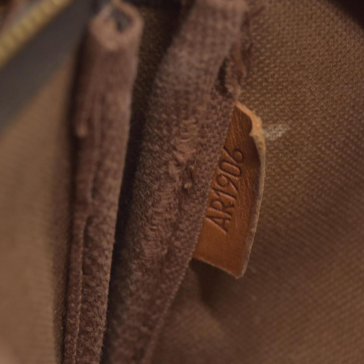$1290 Louis Vuitton Monogram Pochette Accessories AR1906