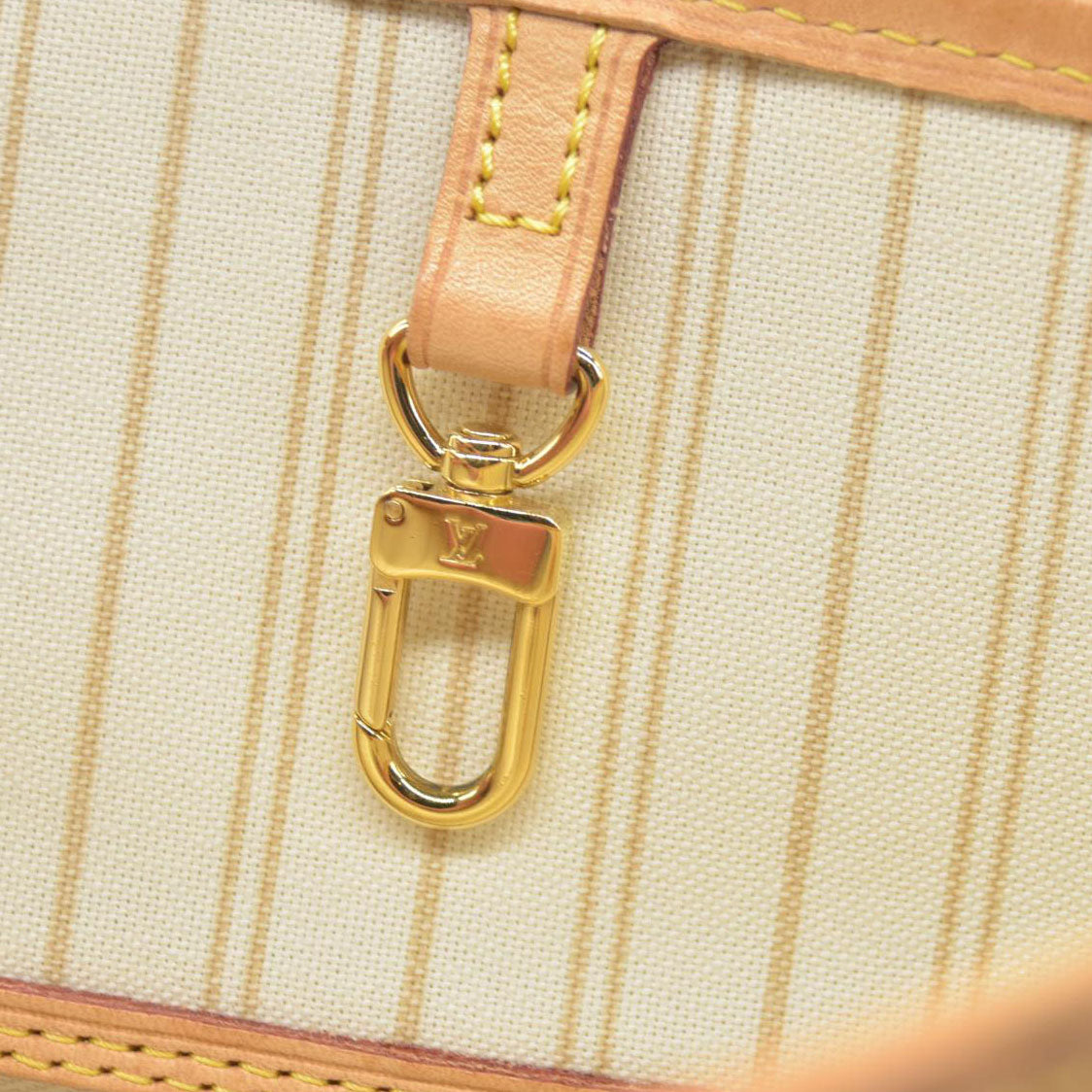 $2170 Louis Vuitton Damier Azur Neverfull MM SD3147