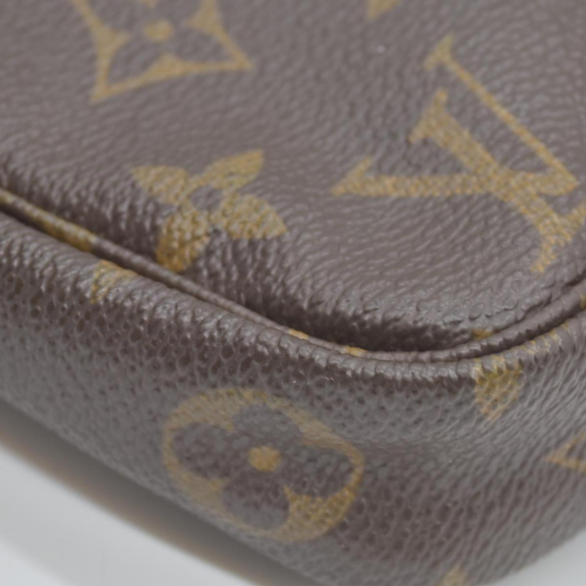 $1290 Louis Vuitton Monogram Pochette Accessories BJ0050