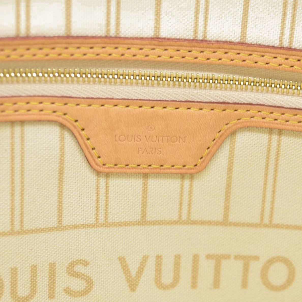 $2170 Louis Vuitton Damier Azur Neverfull MM SD3147