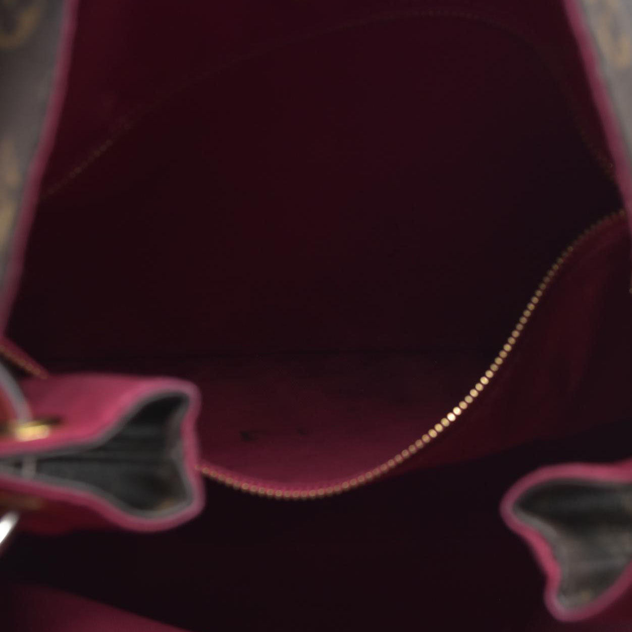 AUCTION $2120 Louis Vuitton  Monogram Graceful MM Pivoine