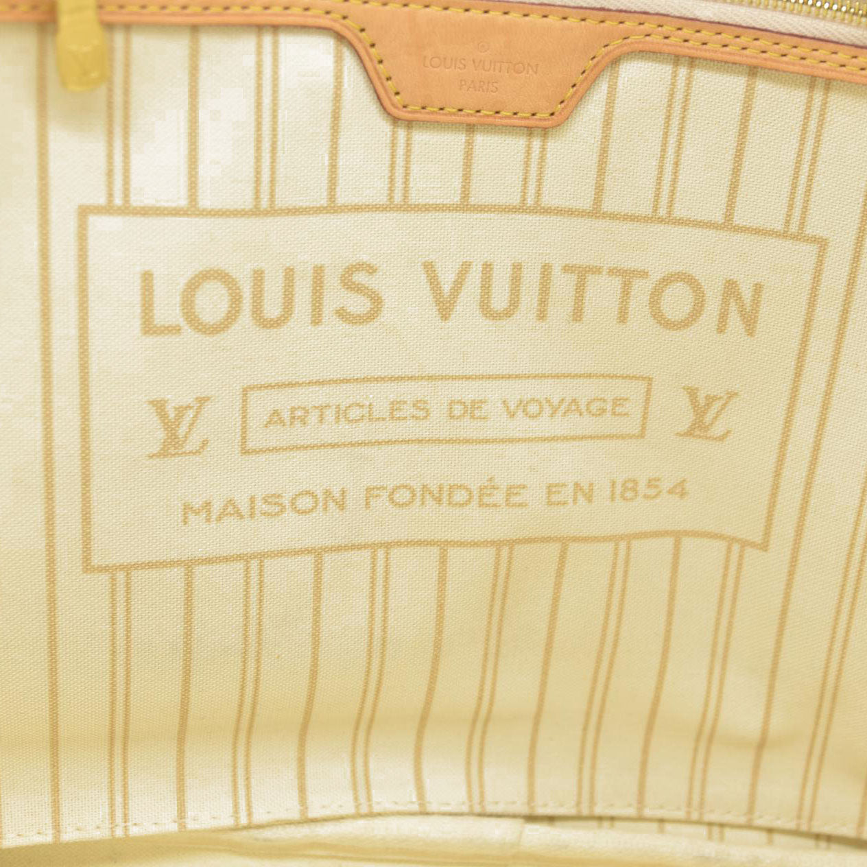 $2170 Louis Vuitton Damier Azur Neverfull MM SD3147