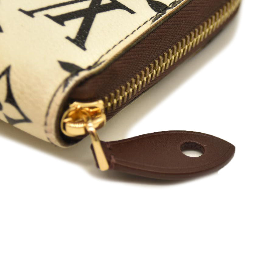 Louis Vuitton  Calfskin Monogram Gamma Zippy Wallet White Chocolate SP0136