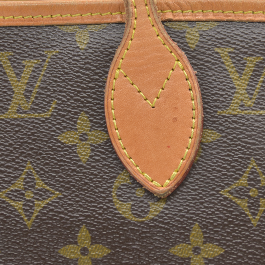 AUCTION $2120 Louis Vuitton  Monogram V Neverfull MM Turquoise