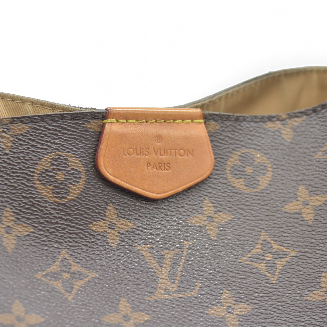 AUCTION $2120 Louis Vuitton  Monogram Graceful MM TX0159