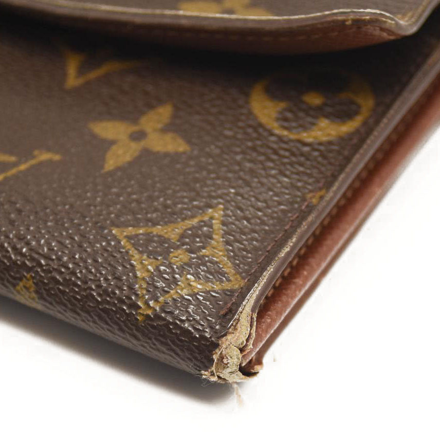 LOUIS VUITTON Monogram Sarah Wallet