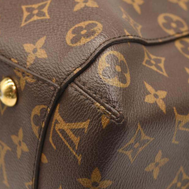 USED $2910 LOUIS VUITTON Monogram Montaigne GM