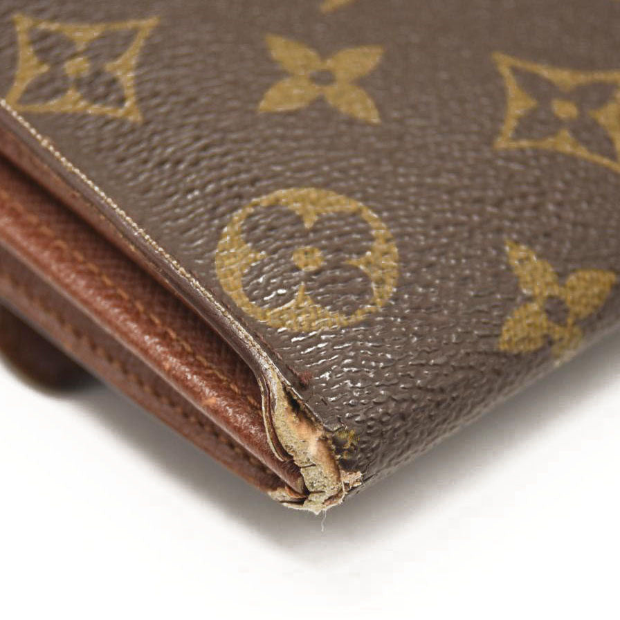 LOUIS VUITTON Monogram Sarah Wallet