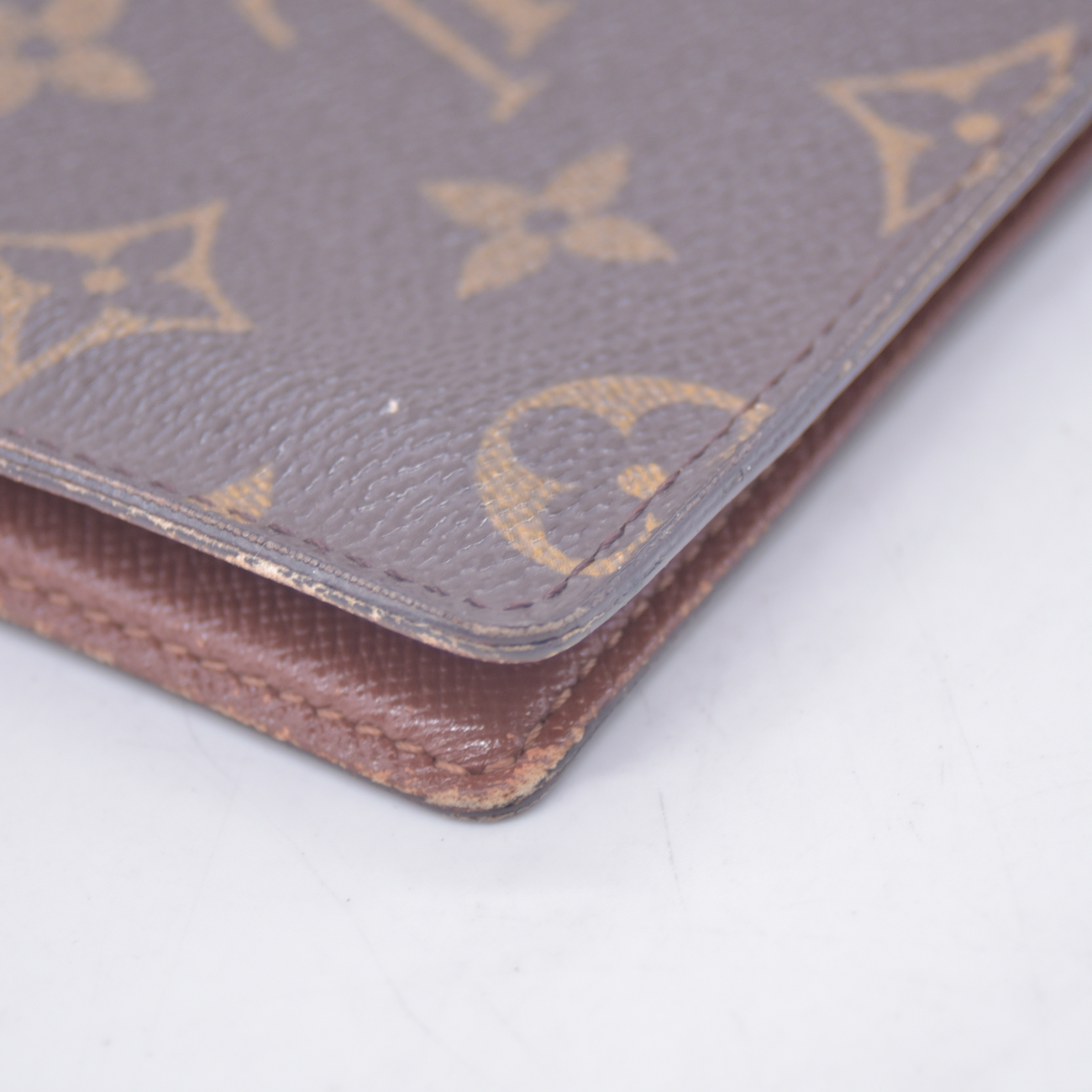 $360 2005 Louis Vuitton Monogram Porte 2 Cartes Vertical Card Holder CA1025