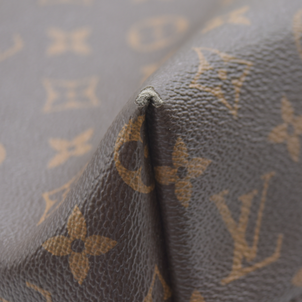 AUCTION $2120 Louis Vuitton  Monogram Graceful MM TX0159