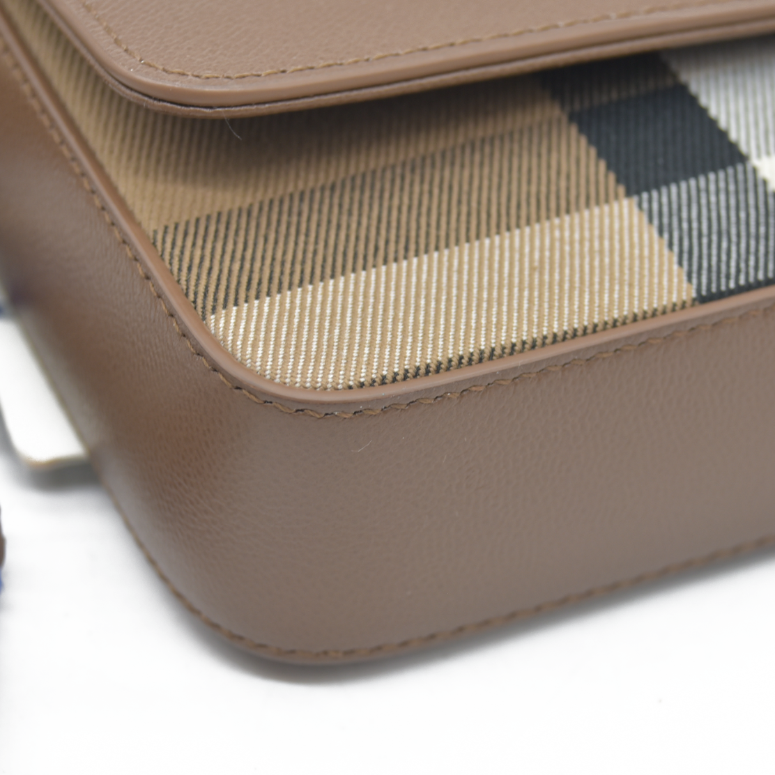 $1150 Burberry Hampshire Small House Check & Leather Crossbody Brown