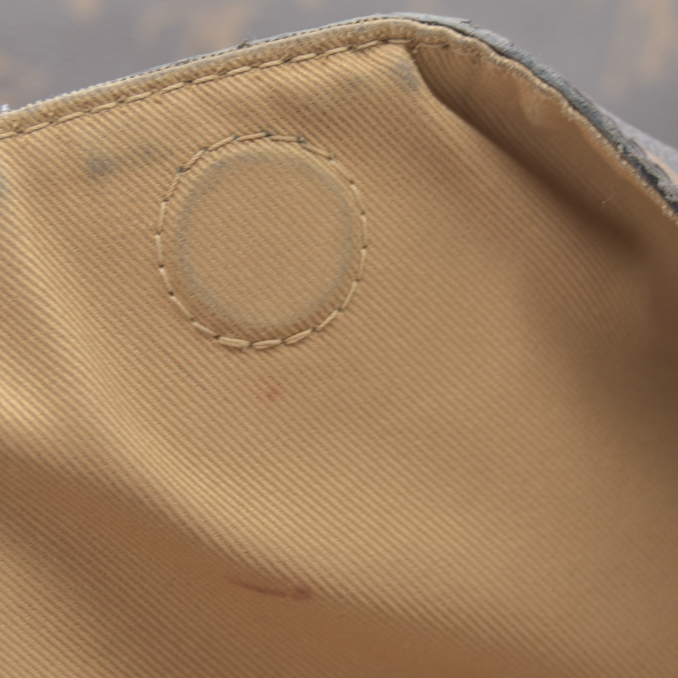 AUCTION $2120 Louis Vuitton  Monogram Graceful MM TX0159