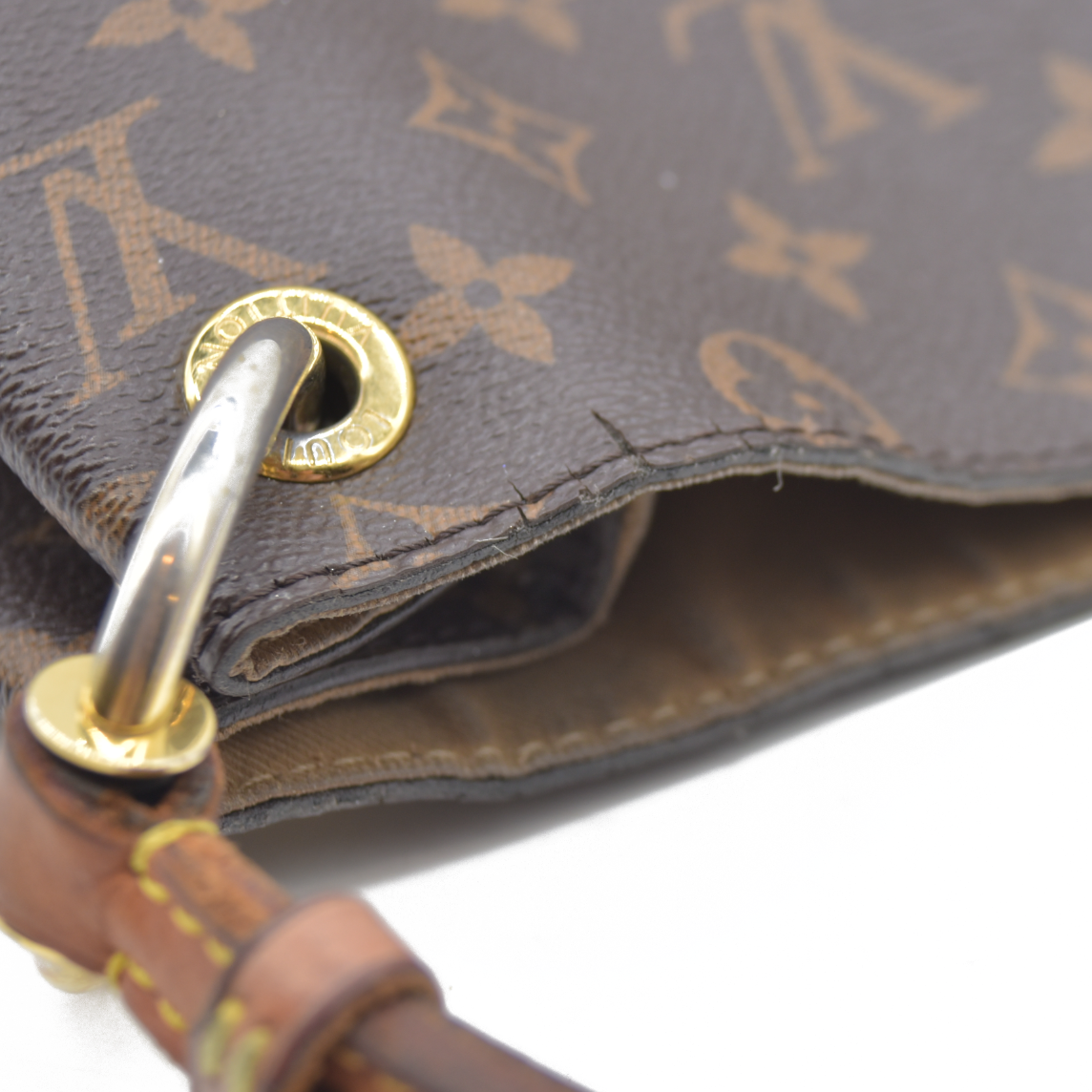 AUCTION $1890 Louis Vuitton  Monogram Graceful PM RFID WELL WORN
