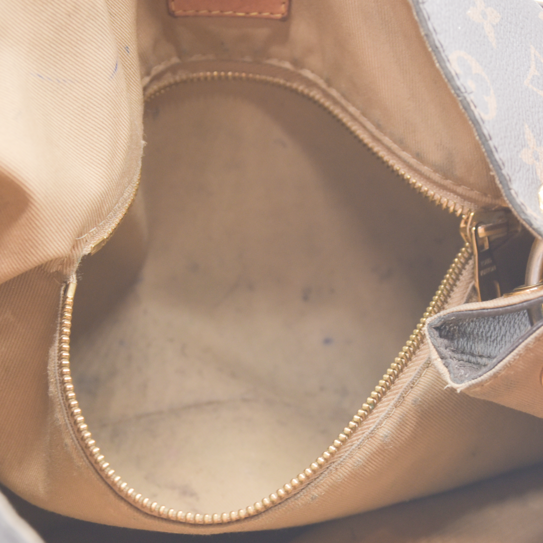 AUCTION $1890 Louis Vuitton  Monogram Graceful PM RFID WELL WORN