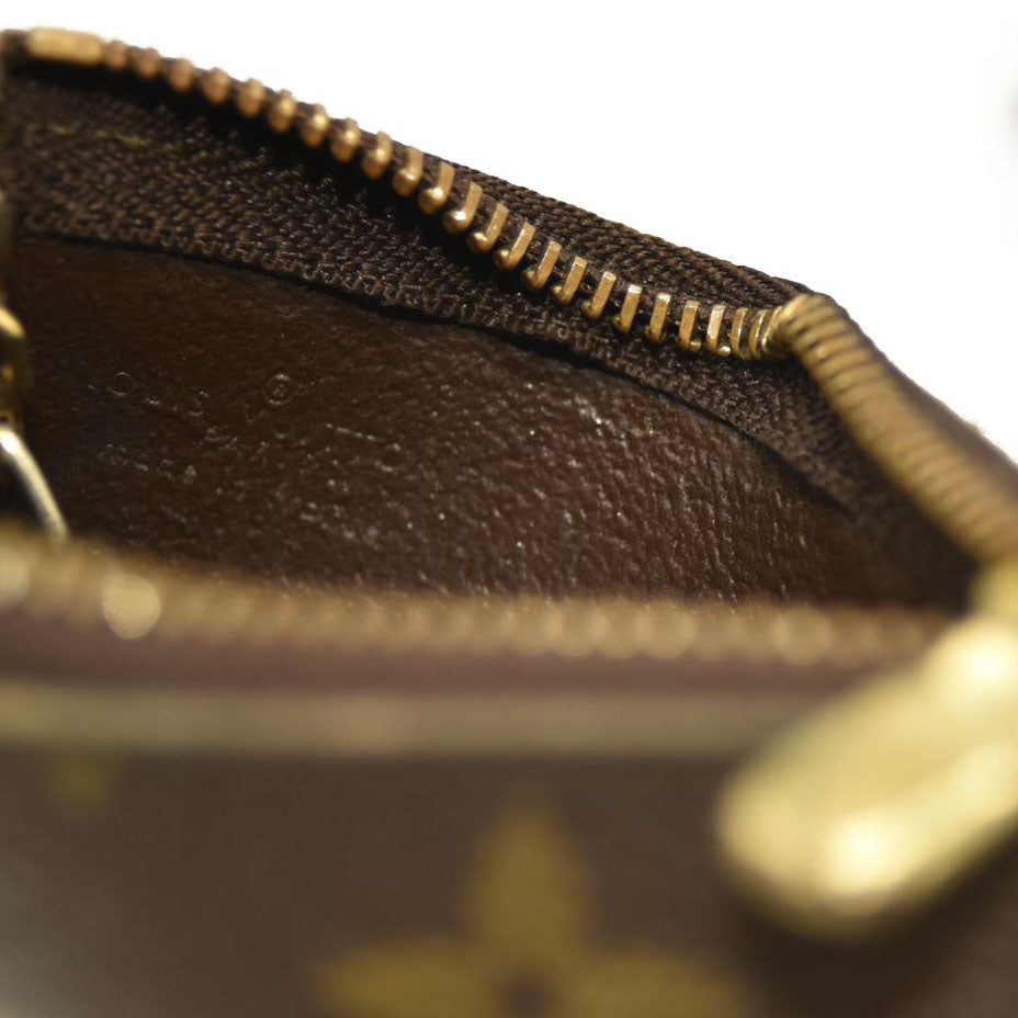 Louis Vuitton  Monogram Key Pouch CA0090