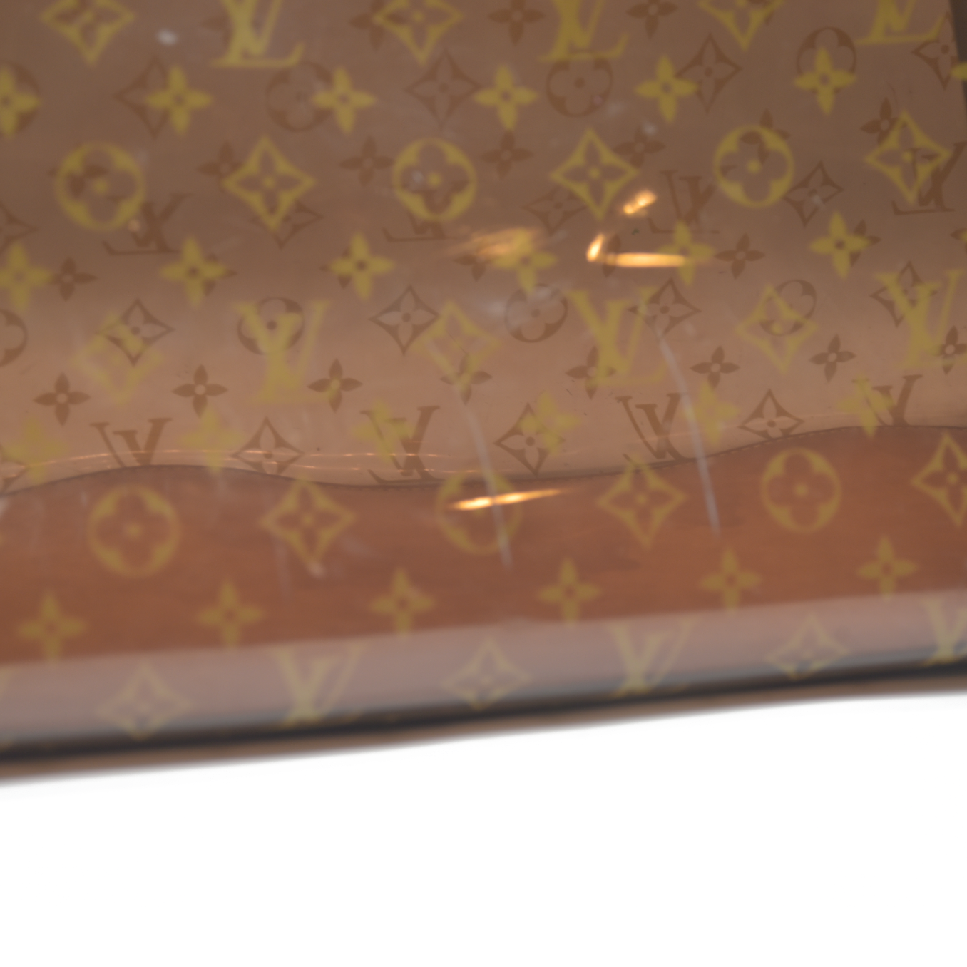 AUCTION $3500 Louis Vuitton  Vinyl Monogram Ambre Sac Cabas GM