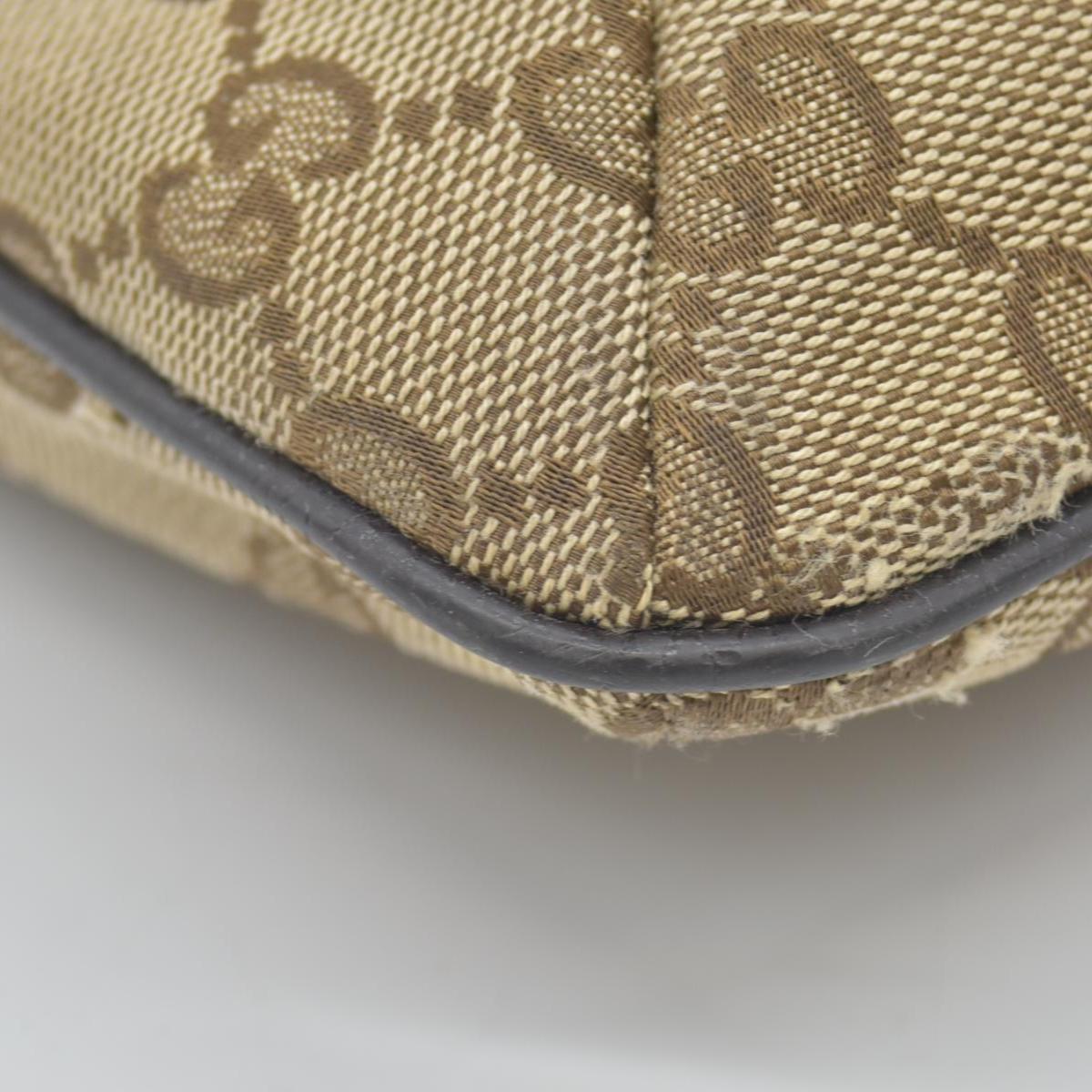 $1280 Gucci Sherry GG Canvas Crossbody CONSIGNMENT